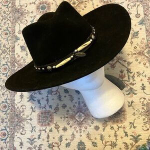 Ladies Stylish Felt Cowgirl Hat